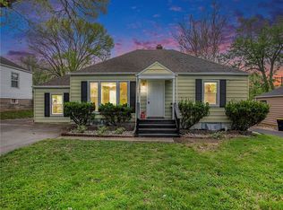 707 NE 42nd Ter, Kansas City, MO 64116