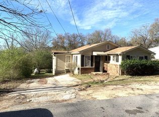 235 Honeysuckle Cir, Lawrenceville, GA 30046