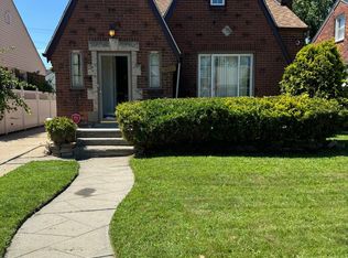 18435 Steel St, Detroit, MI 48235