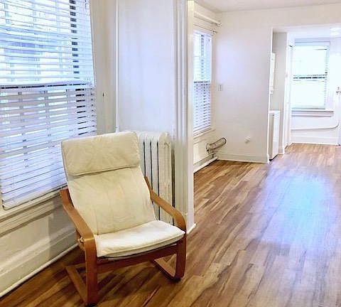 4th image of 3215 Ellwood Ave APT A