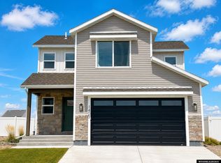 1405 Louise Ln, Rock Springs, WY 82901