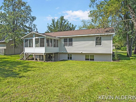 2nd image of 3124 Joshua Ct