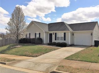 303 Apple Ridge Rd, Greensboro, NC 27406