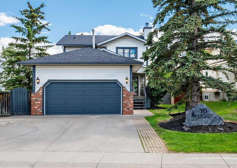 1st image of 70 W Mackay Cres