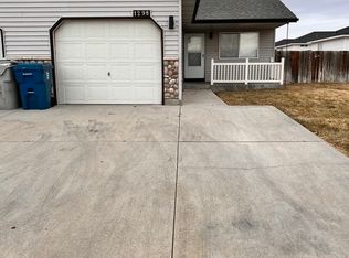 1298 NE Rockridge St #1298, Mountain Home, ID 83647