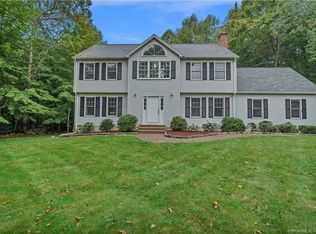7 Christina Ct, Clinton, CT 06413