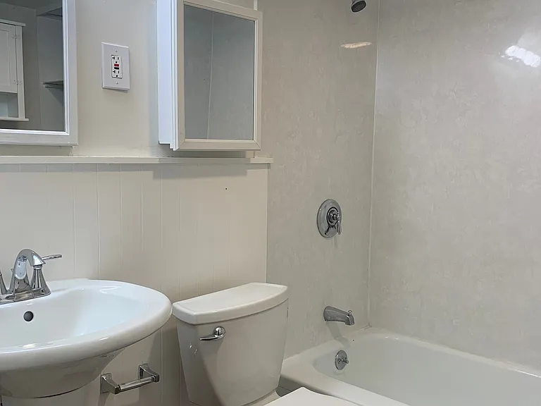 368 Main St #1 — Photo 7