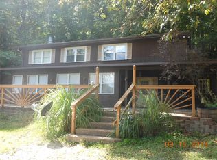 26483 Elsah Hills Dr, Dow, IL 62022