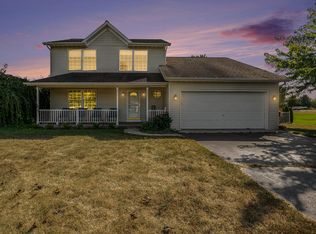27201 Birmingham Ct, Paw Paw, MI 49079