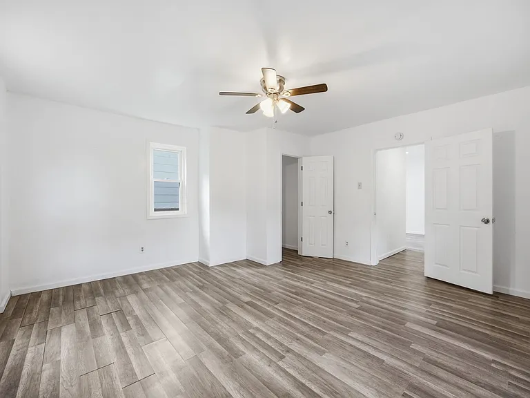 2822 Salisbury St — Photo 21