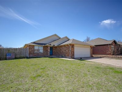 236 SE 24th St, Moore, OK, 73160