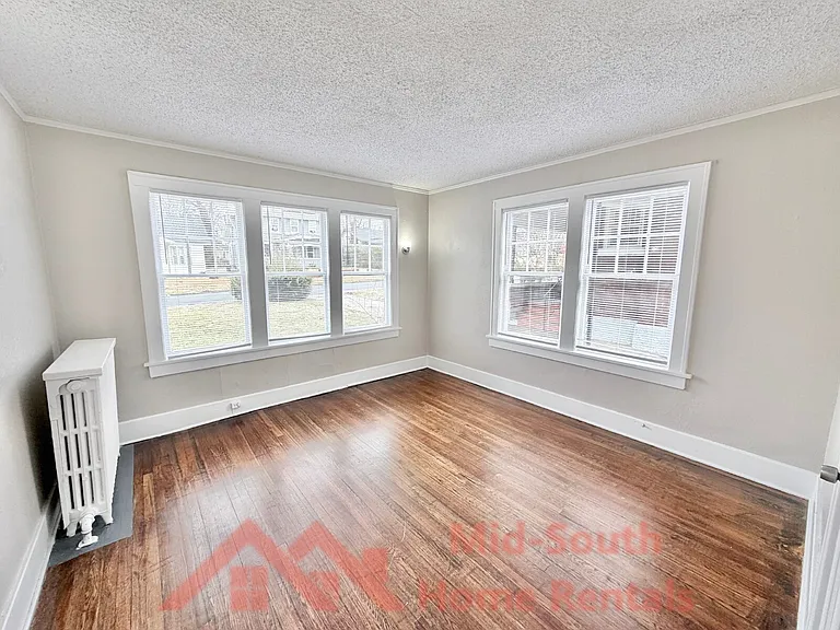 1707 Glenview Ave — Photo 9