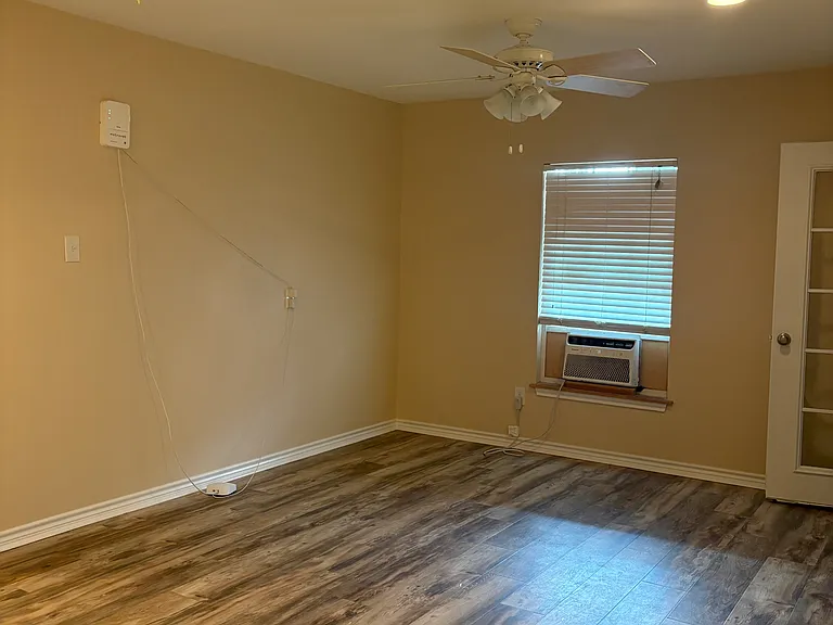 4111 Shawnee Cir — Photo 14