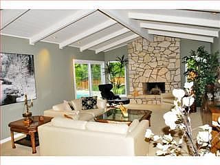3rd image of 13800 Yerba Santa Ct