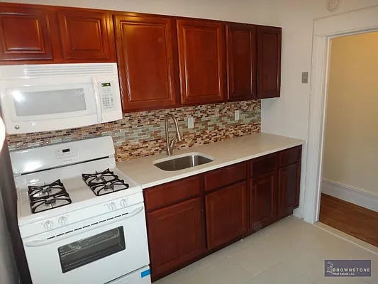 Rented by Brownstone Real Estate | media 2