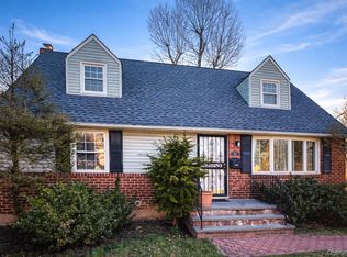 75 Miles Avenue, Albertson, NY 11507