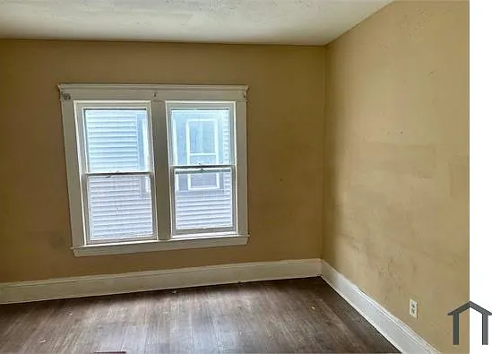 10218 Parkgate Ave #3 — Photo 6