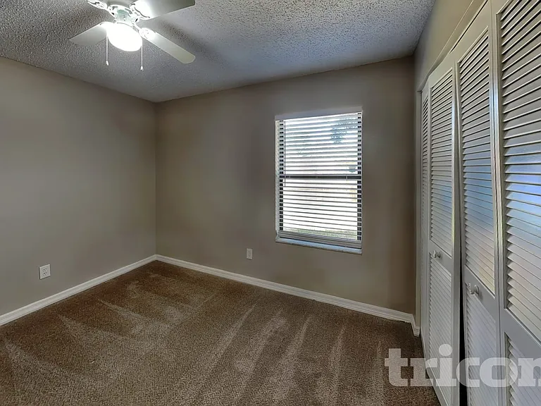 947 Sandywood Dr — Photo 13