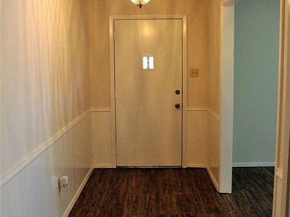 5th image of 111 Minwood St