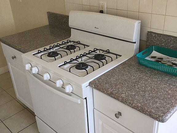 4th image of 11621 Stuart Dr #5
