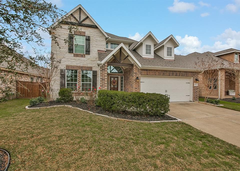 1st image of 24414 Peroni Dr