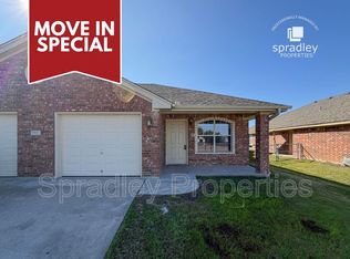 5608B Luxor Dr, Killeen, TX 76549
