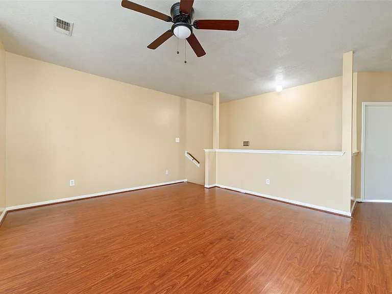 8207 Aliso Canyon Ln — Photo 19