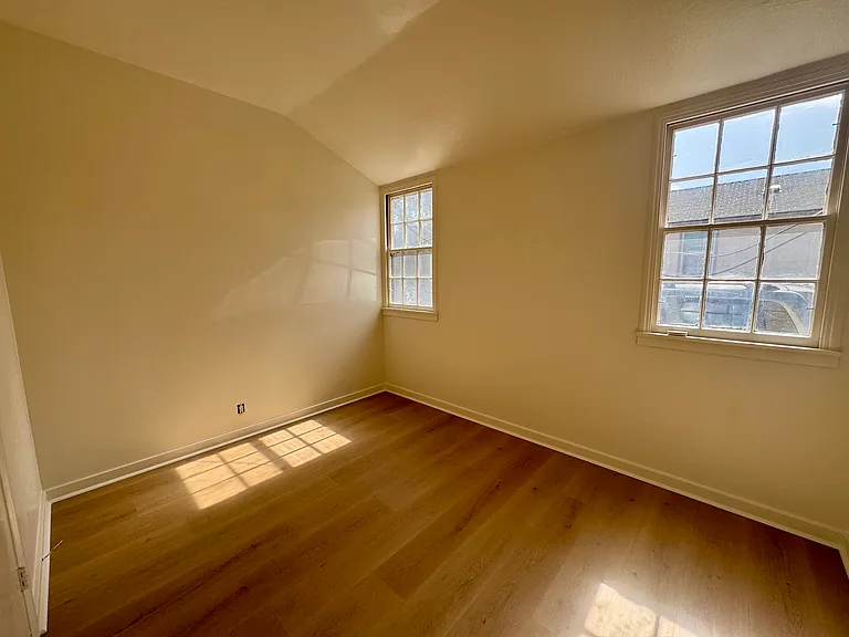 383 N La Cumbre Rd #383 — Photo 2