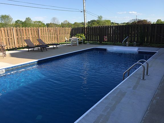 5th image of 2235 Concord Dr