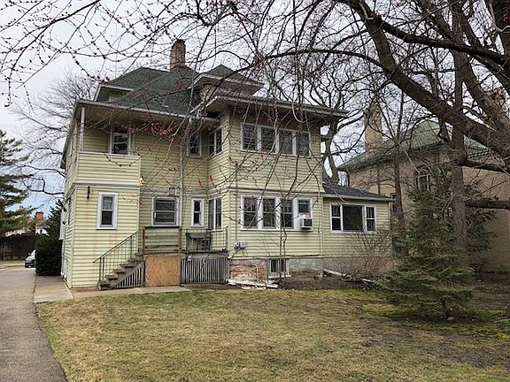4th image of 225 Central Ave