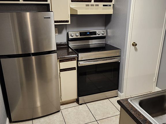 3rd image of 9100 Martin Luther King St N #804