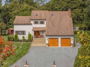 42 Lane Farm Rd, Dartmouth, MA 02747