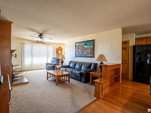 4th image of 14014 Corinth Rd