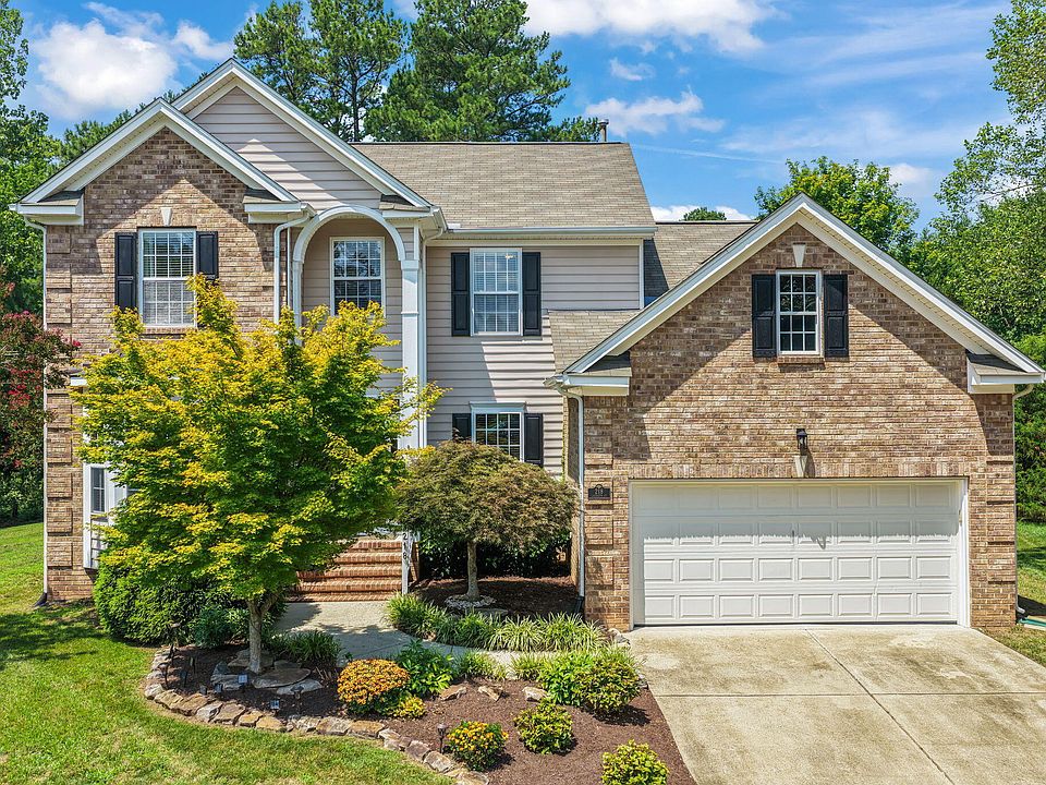 1st image of 218 Landreth Ct