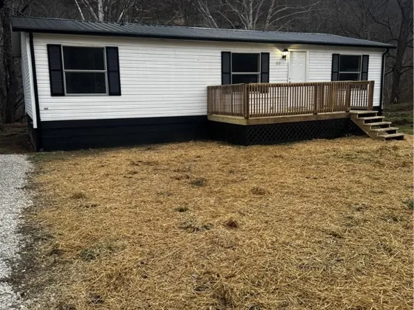 148 Frontier St, Chapmanville, WV 25508