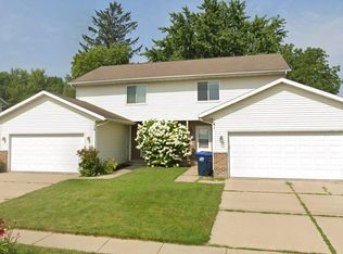 739 Lewellen St, Marshall, WI 53559
