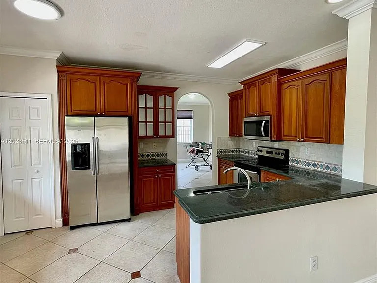 8230 SW 164th Ct — Photo 7
