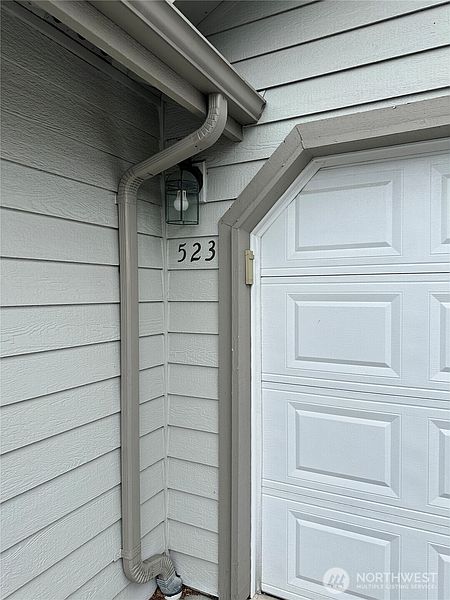 2nd image of 523 W Kellogg Road