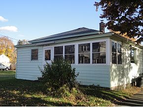 2nd image of 49 Oakland Ave
