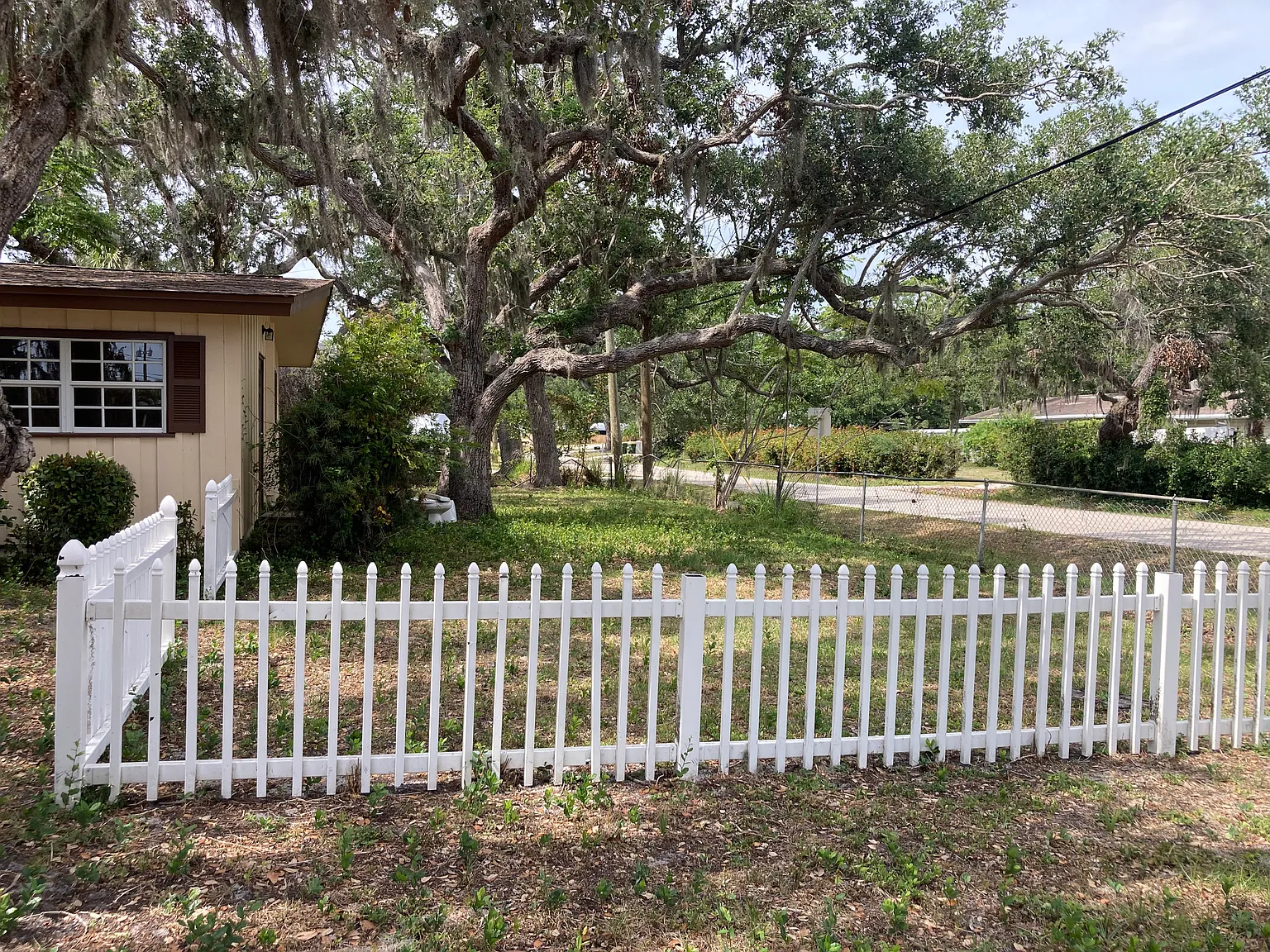 4 bed, 1286 sqft, $2,200 — Photo 3