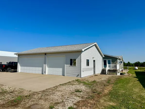 212 Linnell St, Pierre, SD 57501