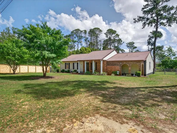 1004 Letitia Ave N, Douglas, GA 31533