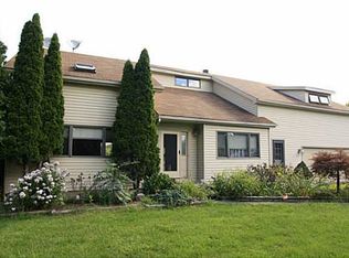 3325 Bailey Rd, Bloomfield, NY 14469