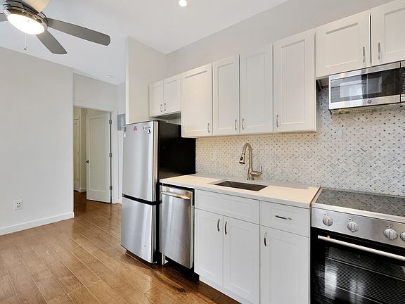 3rd image of 1403 2nd Ave #1D