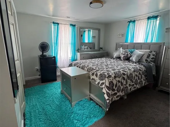 108 N 6th St, Suffolk, VA 23434