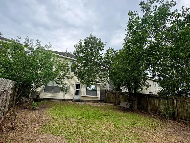 2117 Whittier Dr — Photo 24