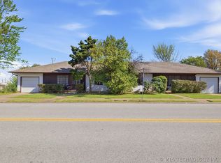 1919 E 13th St, Tulsa, OK 74104