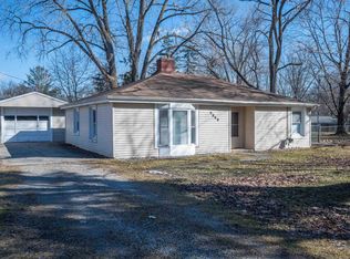 9860 Midland Rd, Freeland, MI 48623