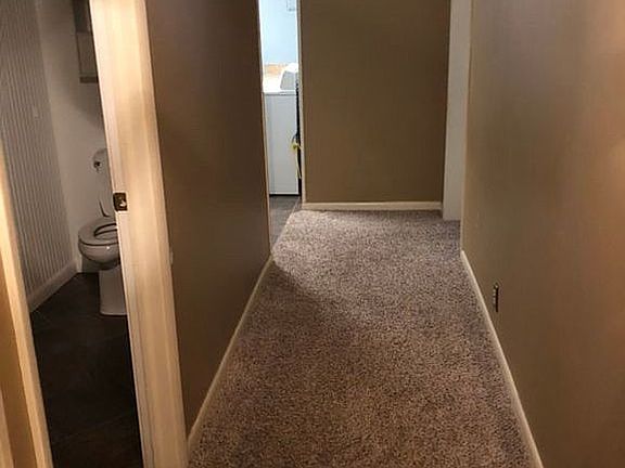 3rd image of 184 Scott Ave