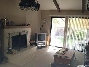 3rd image of 7011 Yarrow Way